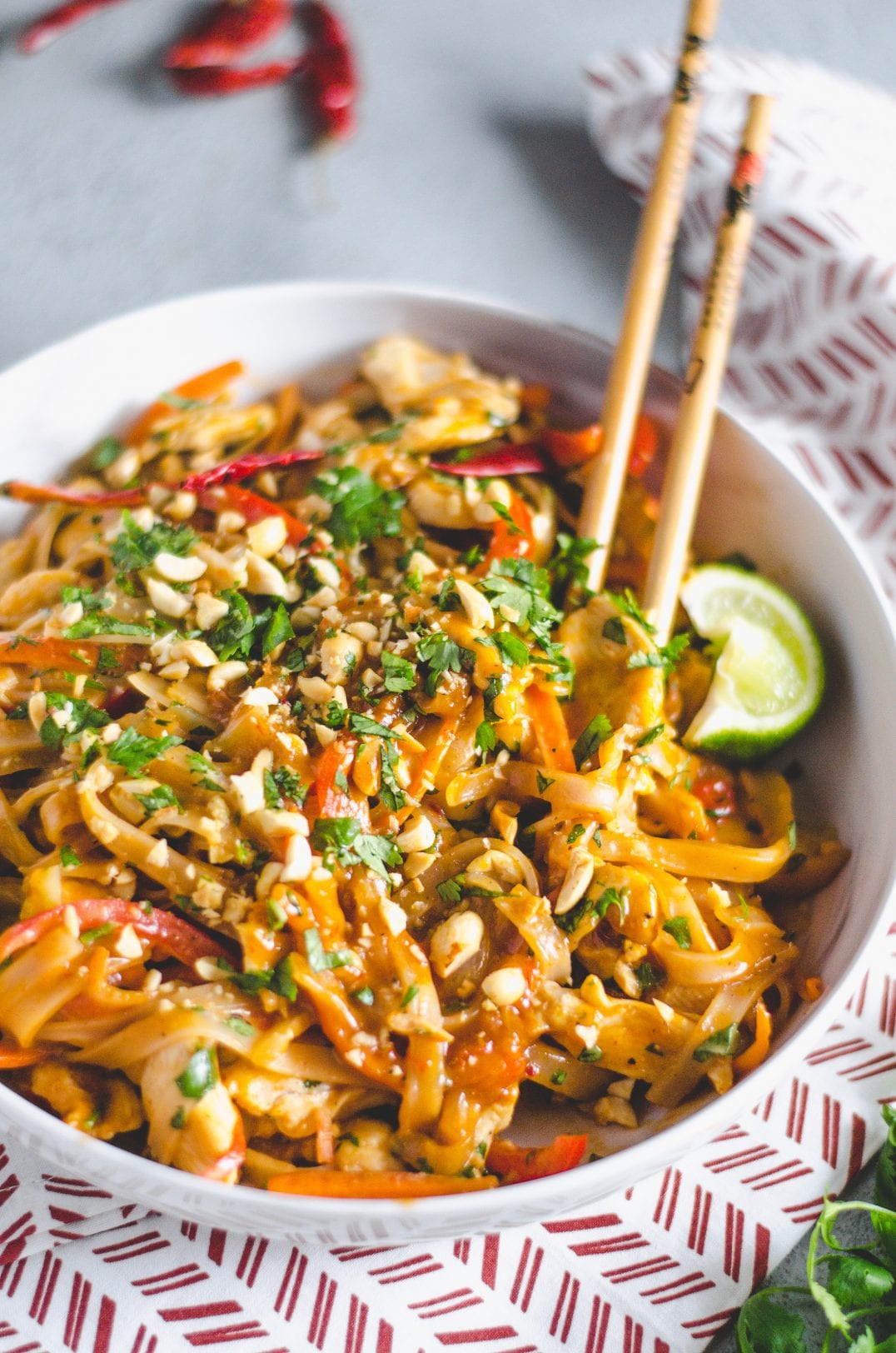 Easy Spicy Chicken Pad Thai