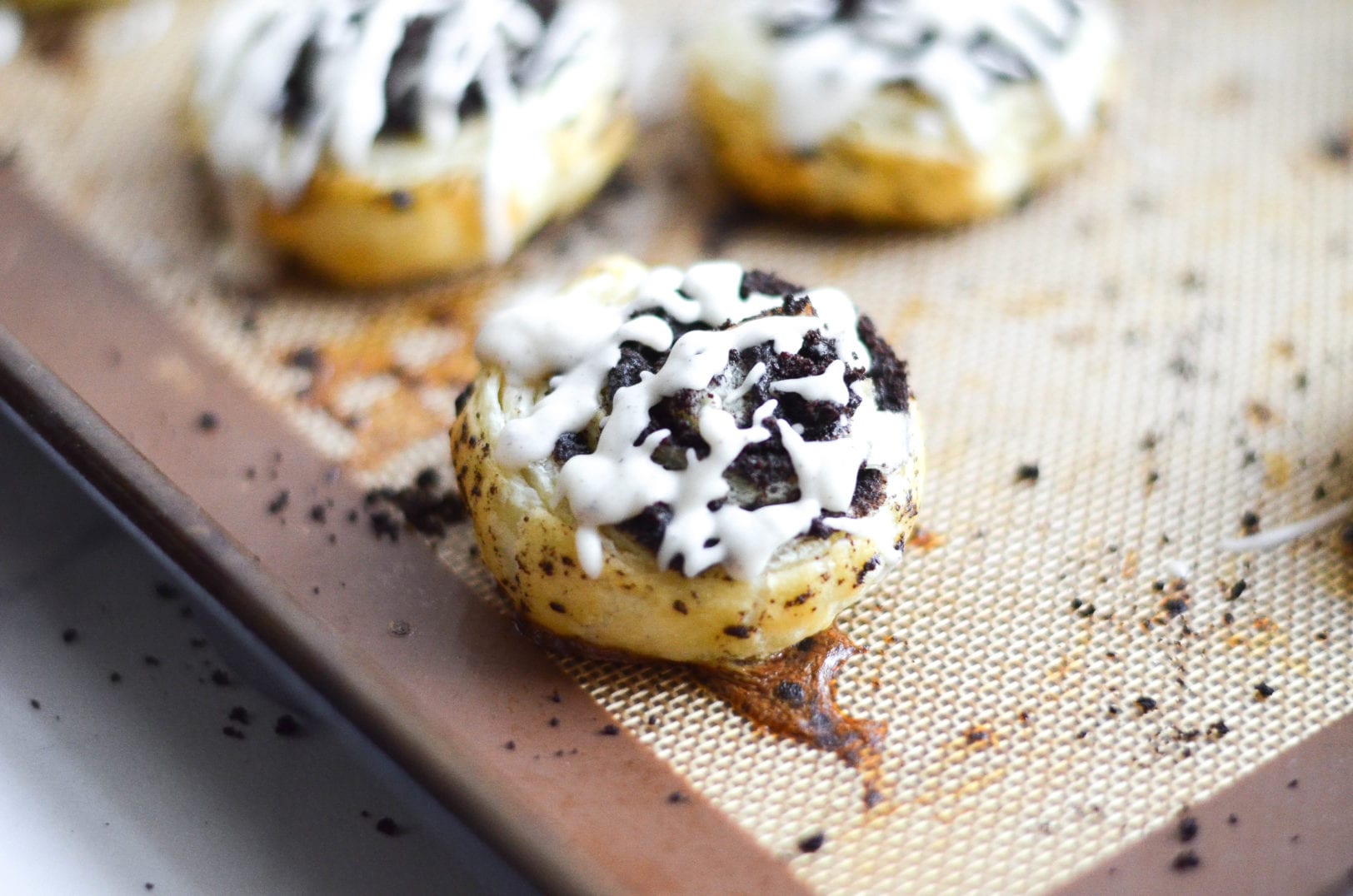 Cookies and Cream Pastry Swirls