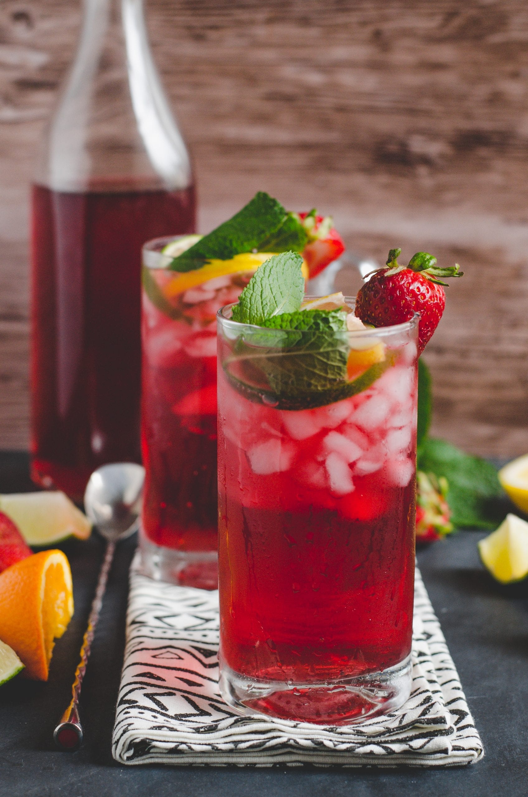 Fruity Hibiscus Mint Iced Tea My Modern Cookery